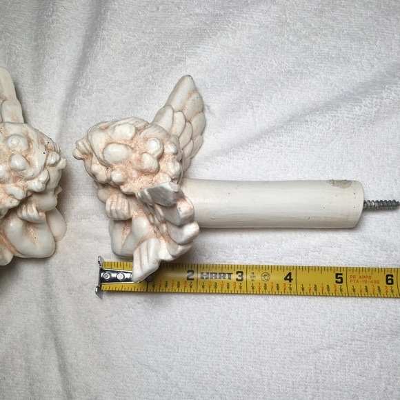 Tie Back Vintage Cherub for Curtains - Picture 3 of 6